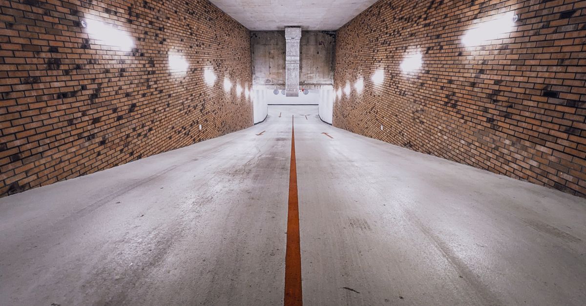 Choosing the Right Cleaning Tools for Concrete Driveways